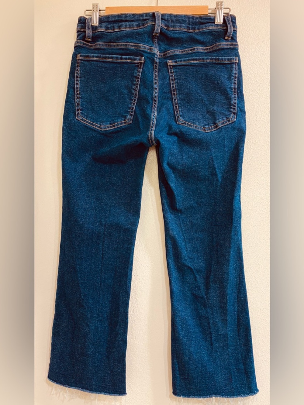 Mango Dark Blue High-Rise Sienna Cropped Flare Jeans Size 8 - Picture 6 of 8